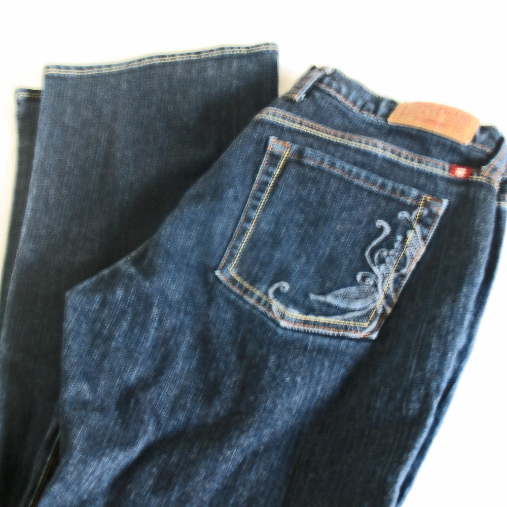 Lucky Brand Women's Boot Cut  Medium Wash Stretch
